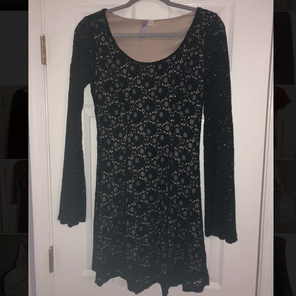 Dress - Picture 1 of 1